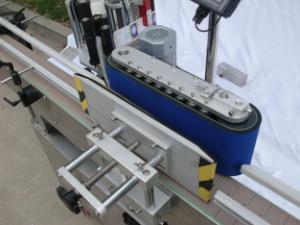 Automatisk rund flaskemerkemaskin for ikke-tørt lim, treveske / merkemaskin for eksportemballasje for CE