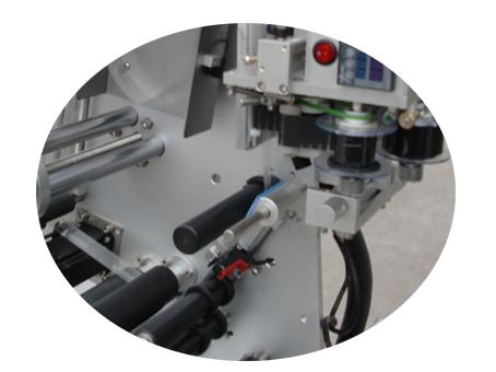 10 ml liten flaskemerkemaskin med sertifikat dobbeltlag etikett klistremerke