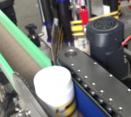 Rund flaskemerkemaskin, tappemaskin og merkemaskin for bround suger jar