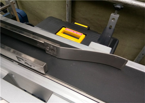 Automatisk toppmerking maskin for flaske / krukke / beholder