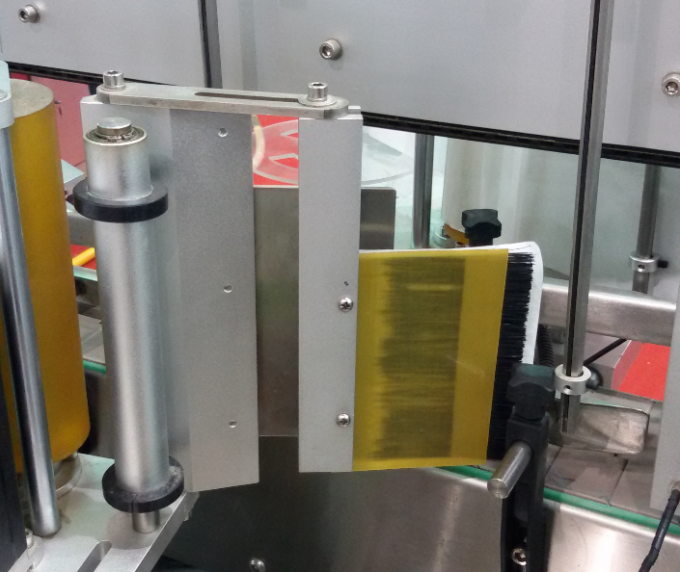 opp-press mekanisme toppflasker automatisk flaskemerkemaskin med CE-sertifikat