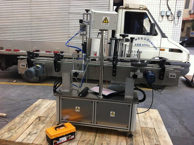 High Precision Dual Label Round Bottle Sticker Labelling Machine for adhesvie label