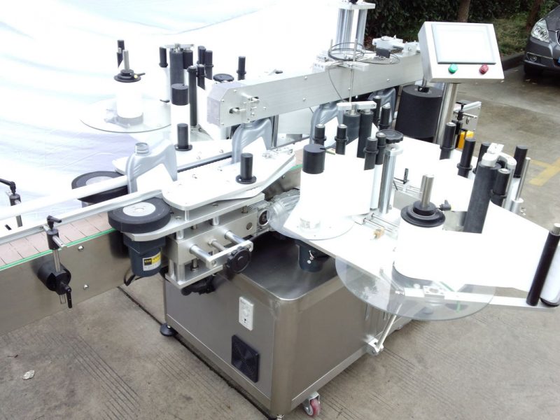 Kina CE-sertifikat Automatisk flaskemerking utstyr Glassflaske Dobbeltsidig klistremerke leverandør