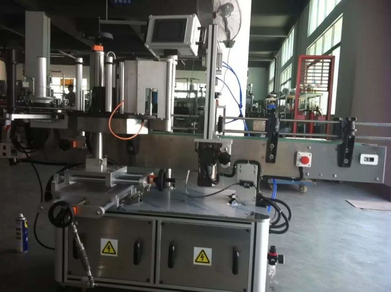 Kina Frukt / Grønnsaker Juice Rund Flaske Klistremerke Merkemaskin For Drikkeindustri Leverandør