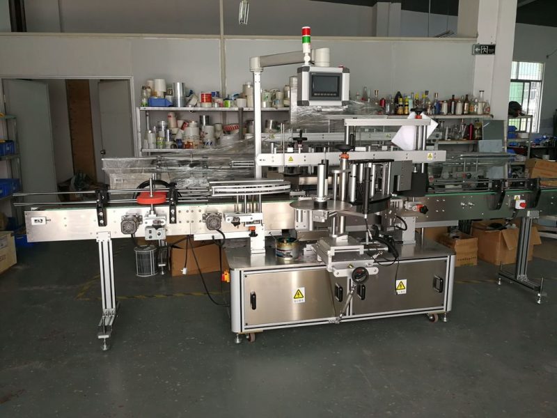 Kina Selvklebende klistremerke Flat Bottle Labelling Machine High Speed 5000-1000B / H leverandør